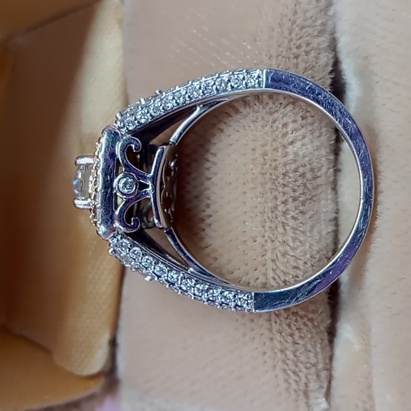 Engagement Ring - Picture 3 of 4